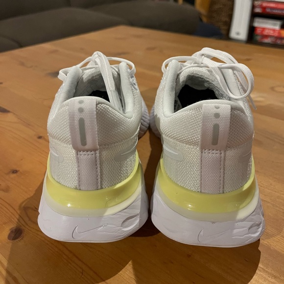 Nike React Infinity Run FlyKnit 2 - Picture 5 of 9
